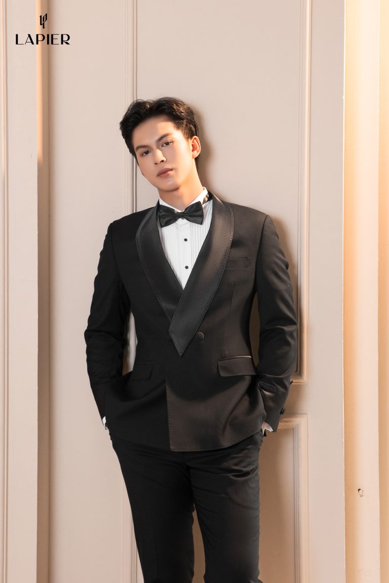 Áo Vest Tuxedo Motion | Cổ Sam Cách Điệu Cao Cấp Lapier- Màu Đen